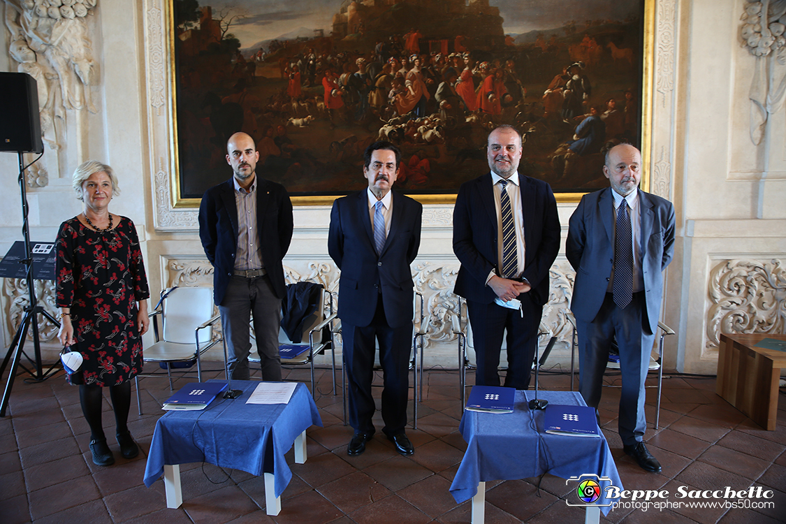 VBS_2020 - Mostra  Il mondo in una stanza. Testimonianze di culture extraeuropee.jpg